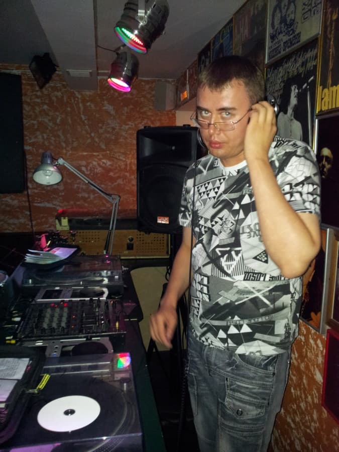 Dj Sasha Wells - Podcasts