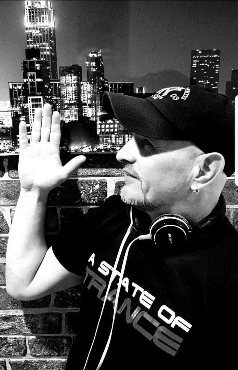 Dj SANYA SM - Podcasts