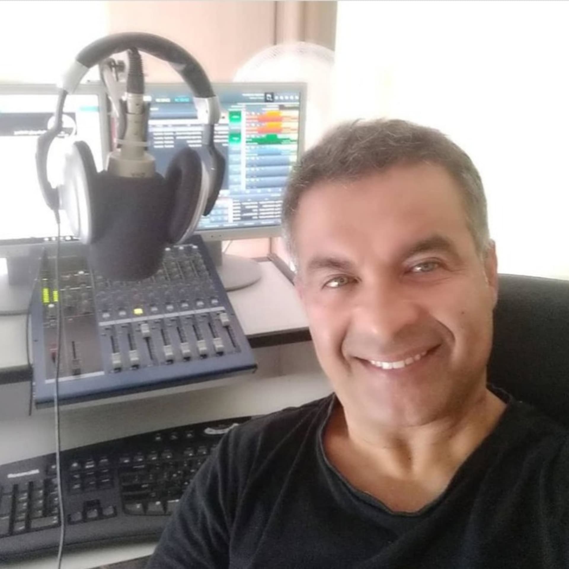 XFMgr - Η επικαιρότητα με τον Θοδωρή Τσέλα - Podcasts