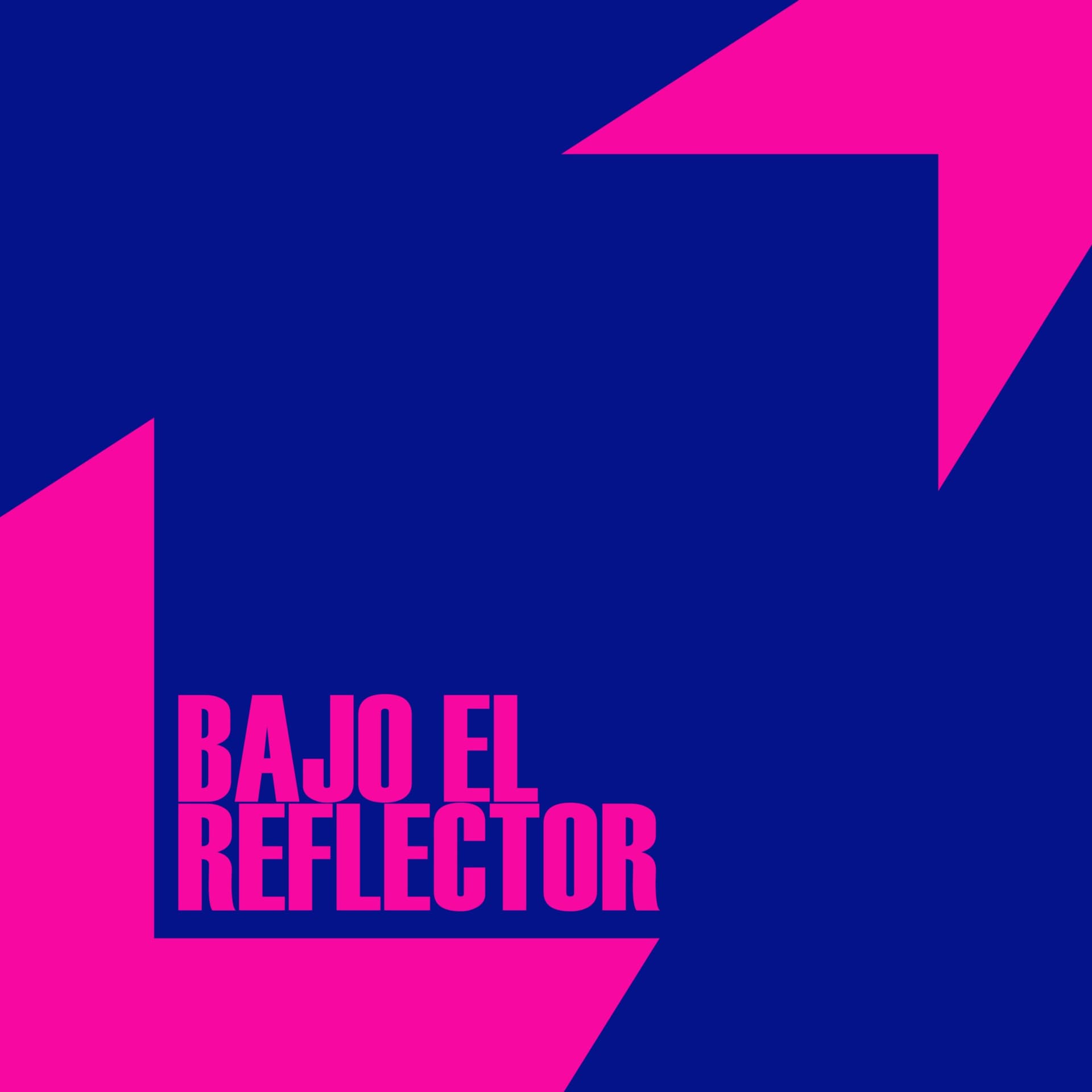Bajo El Reflector - Podcasts