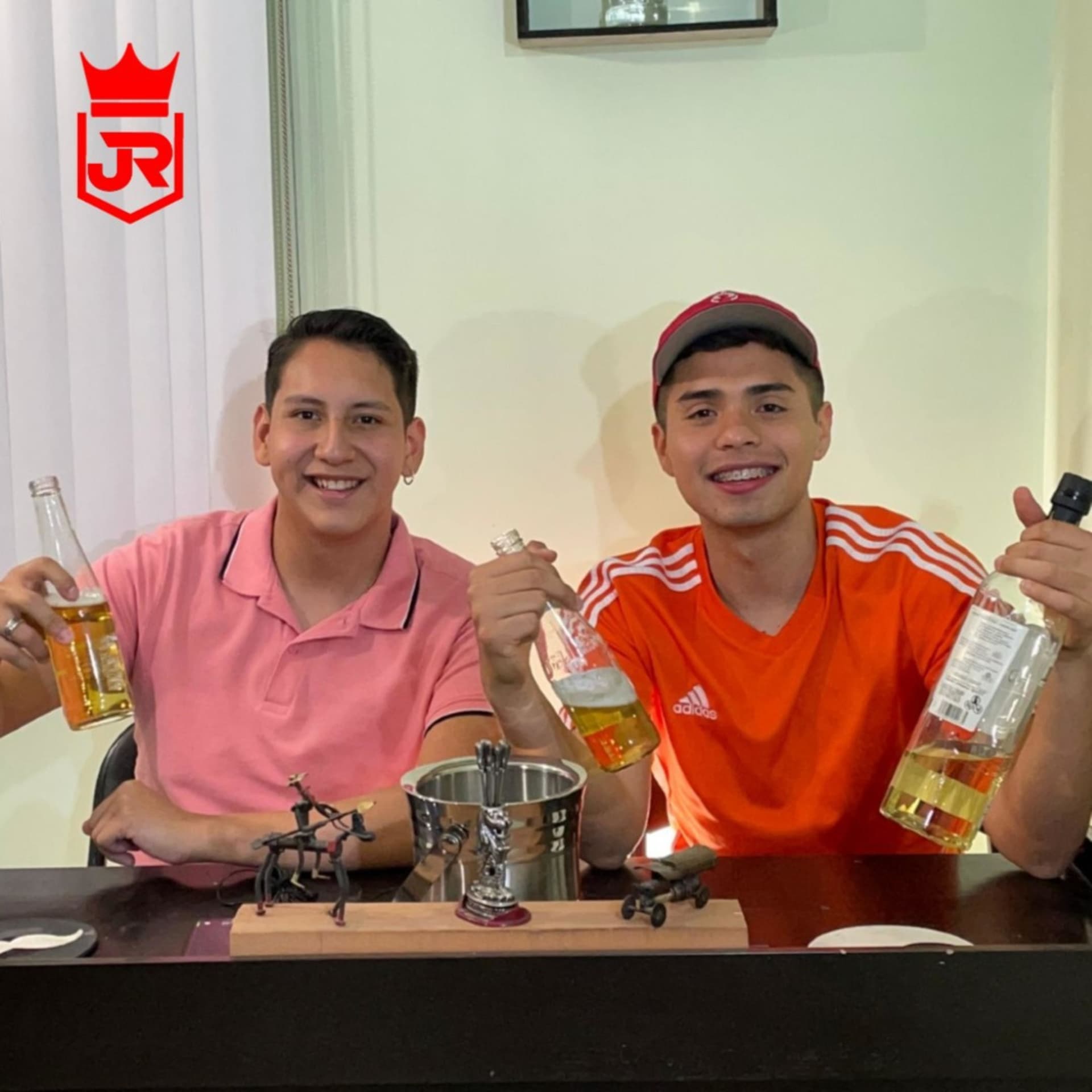 Cheves con los Plebes - Podcasts