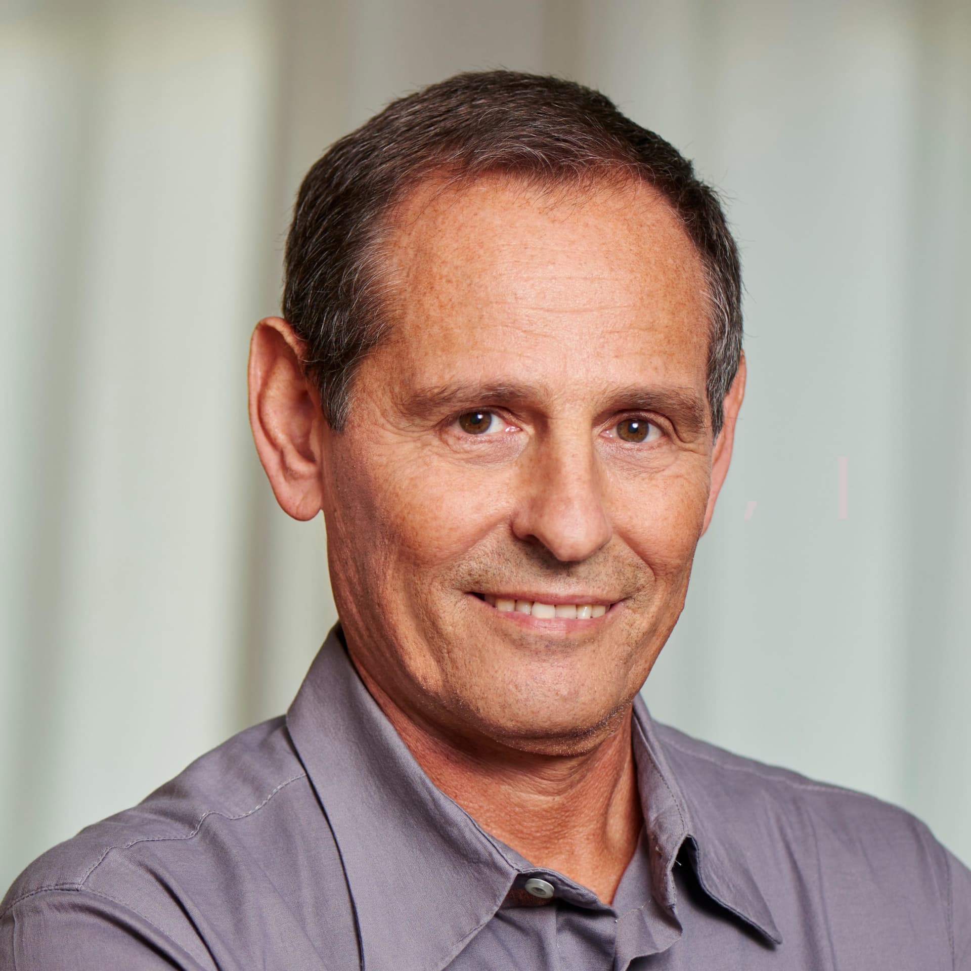 על שינויים בקריירה, בעסקים ומה שביניהם | חגי שלו - מאמן עסקי, לשינוי קריירה ולמציאת הייעוד - Podcasts