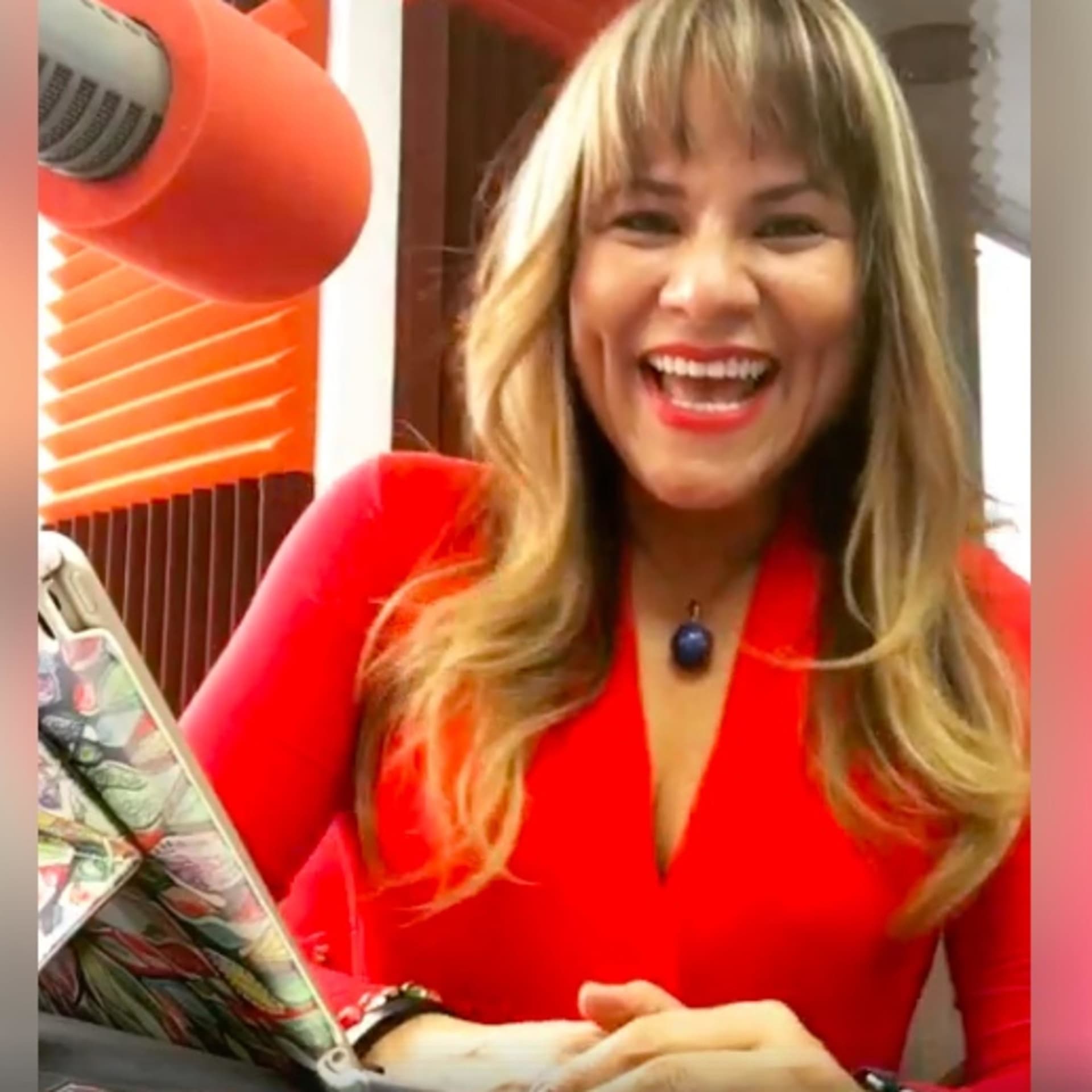Edita Zavala En Directo... La Sonrisa De La Vida - Podcasts