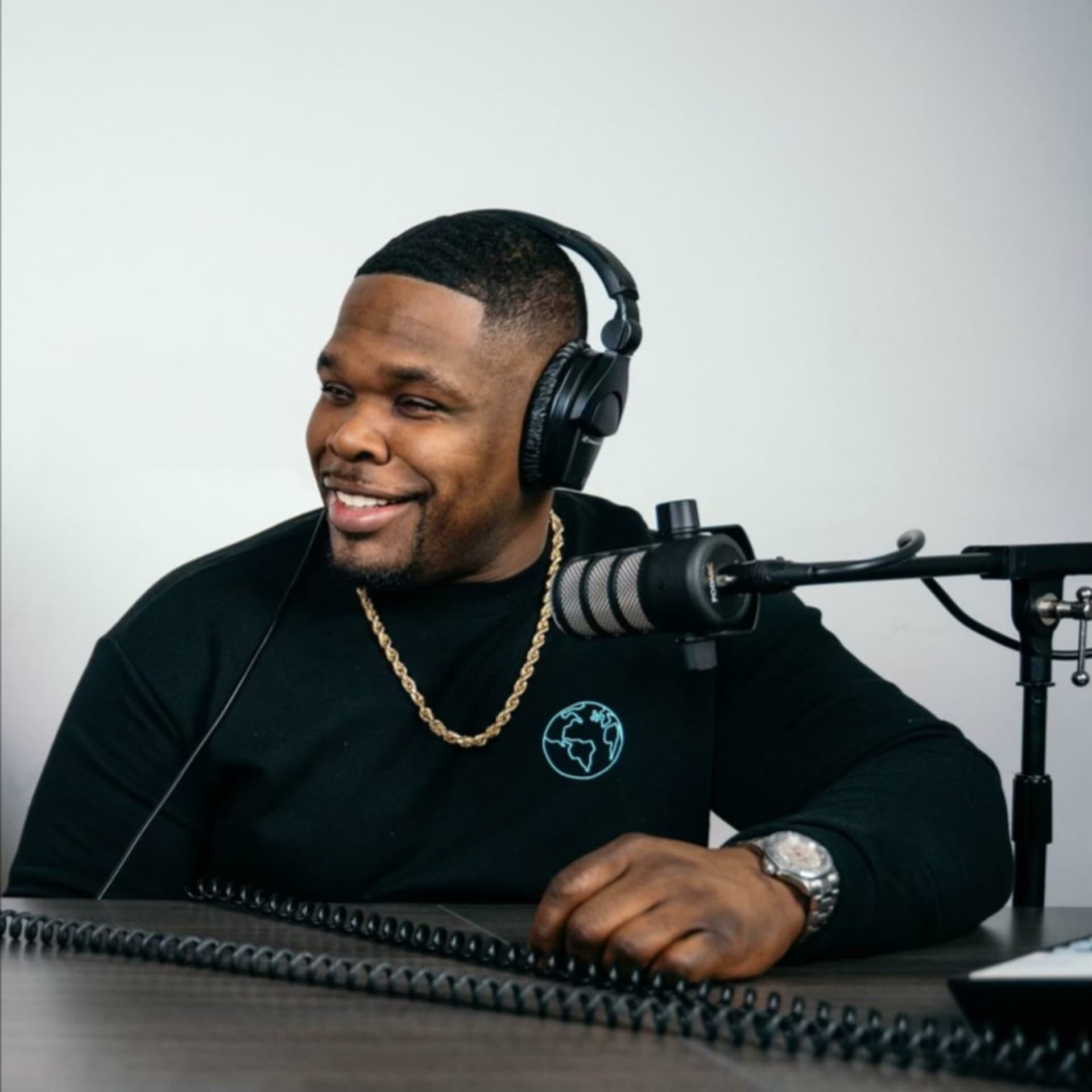 Don't Let That Go Over Your Head Podcast - Podcasts