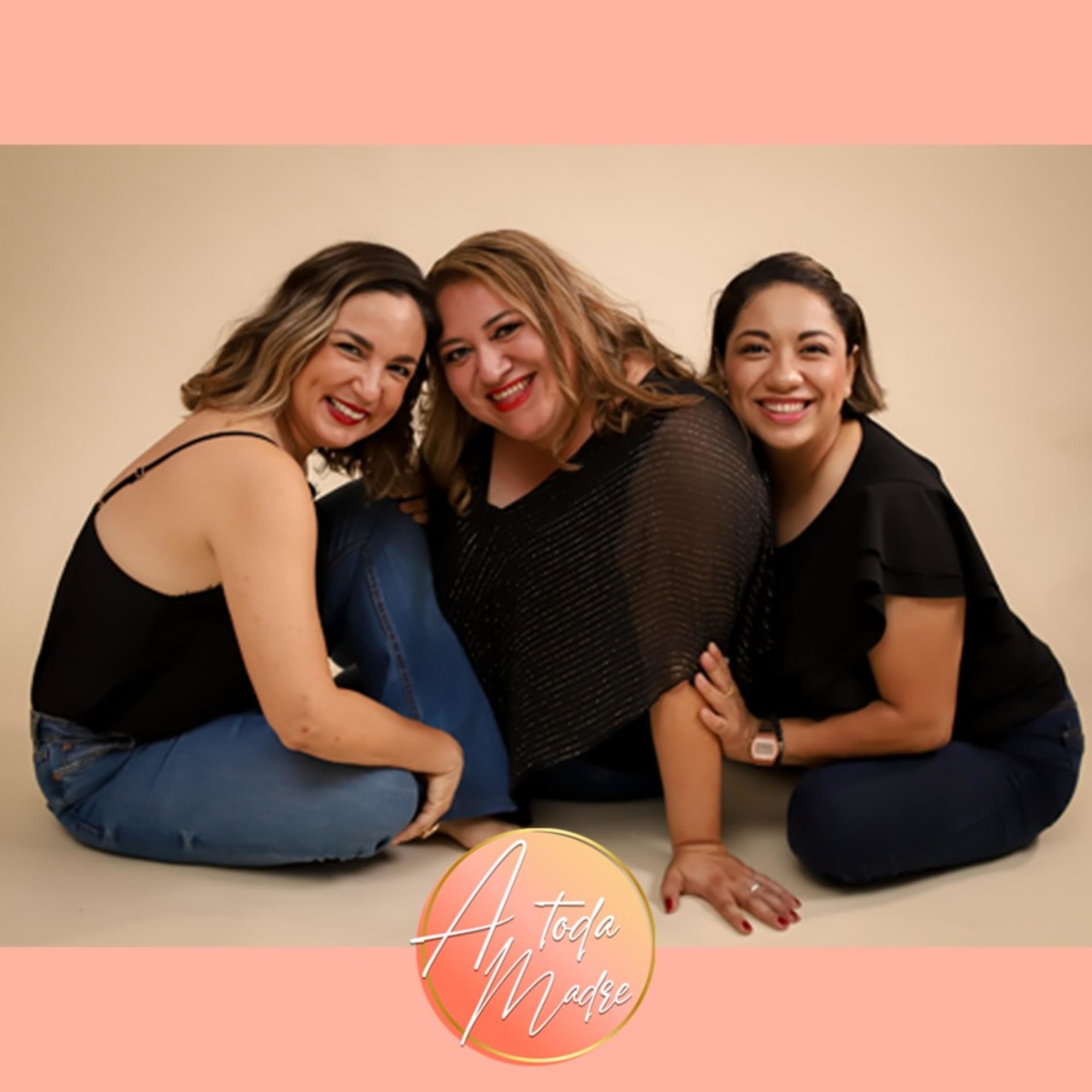 ¡A toda Madre! - Podcasts