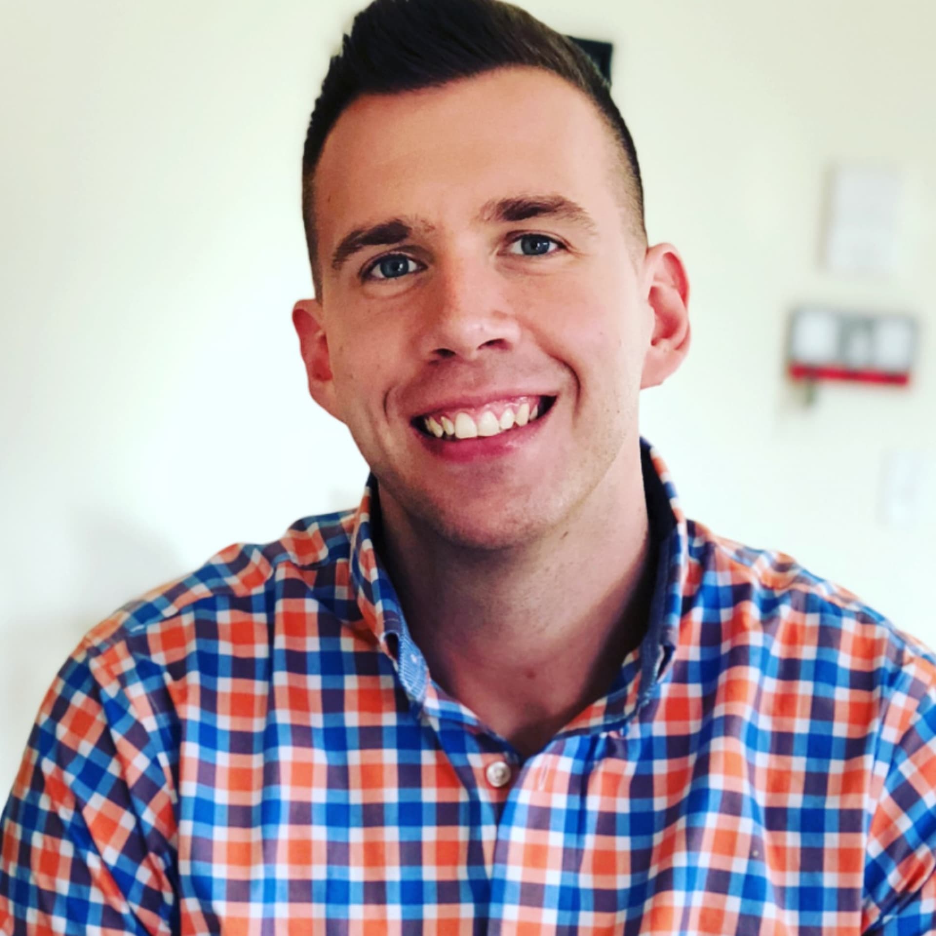 Rise Up Sales with Dan Morse - Podcasts