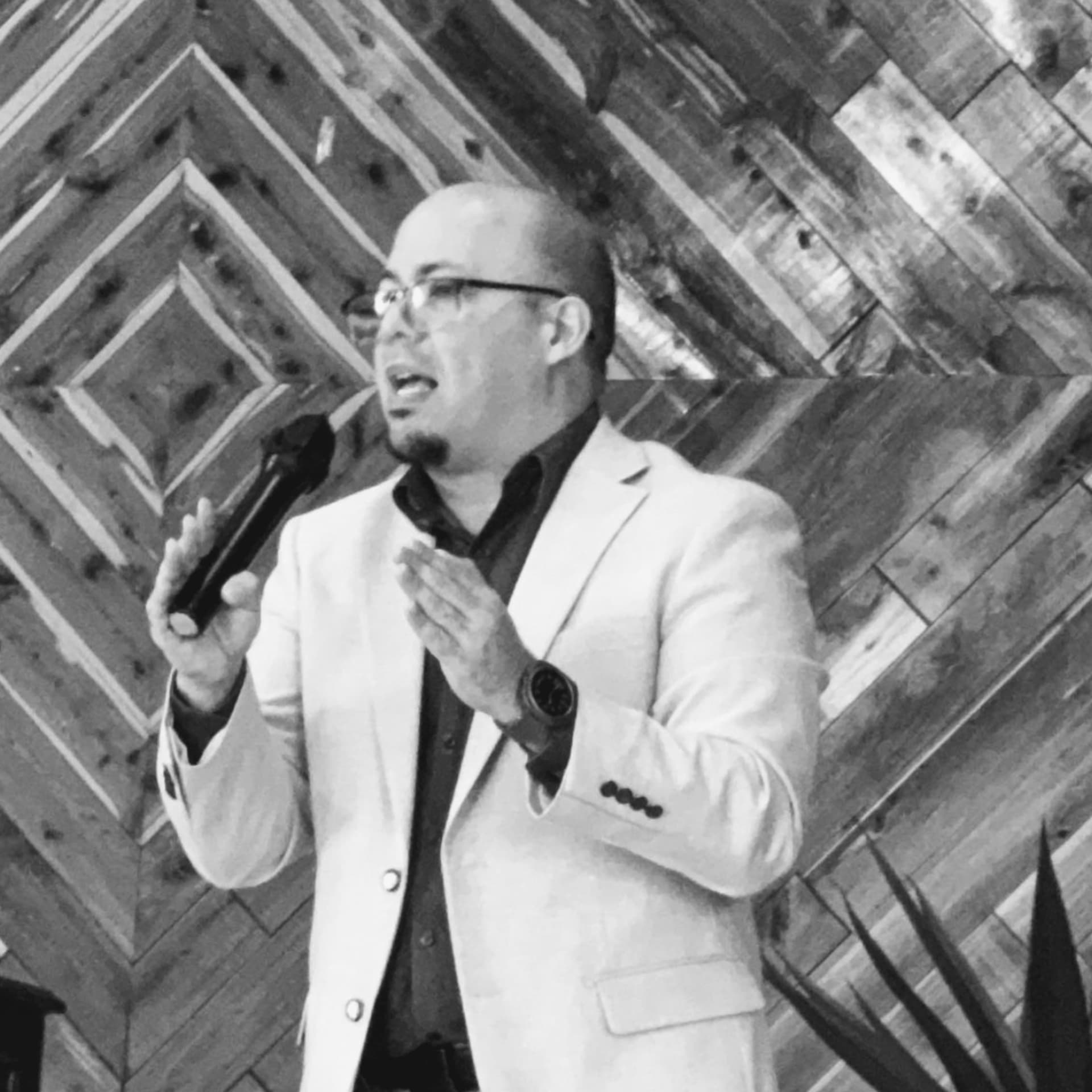 Desde el altar - Podcasts