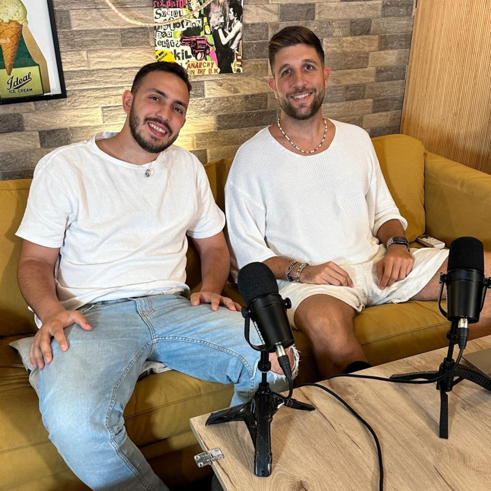 מפיקים חתונה עם ברק ליור ולידור ג'ורג'י - Podcasts