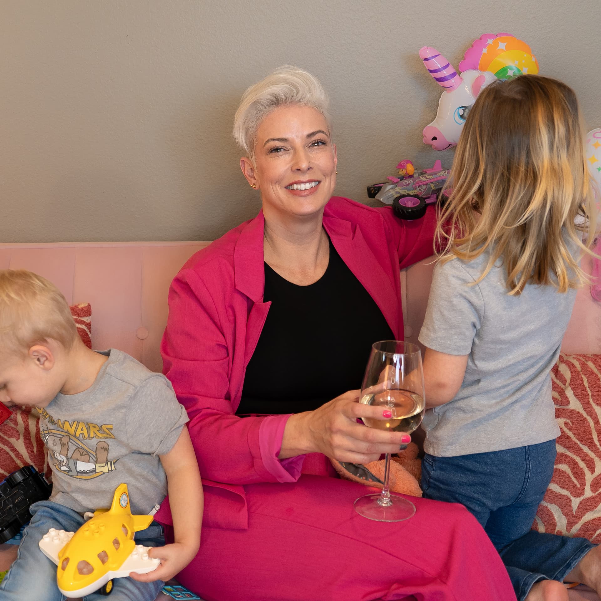 Pink Couch Chats: Wandermama Podcast - Podcasts