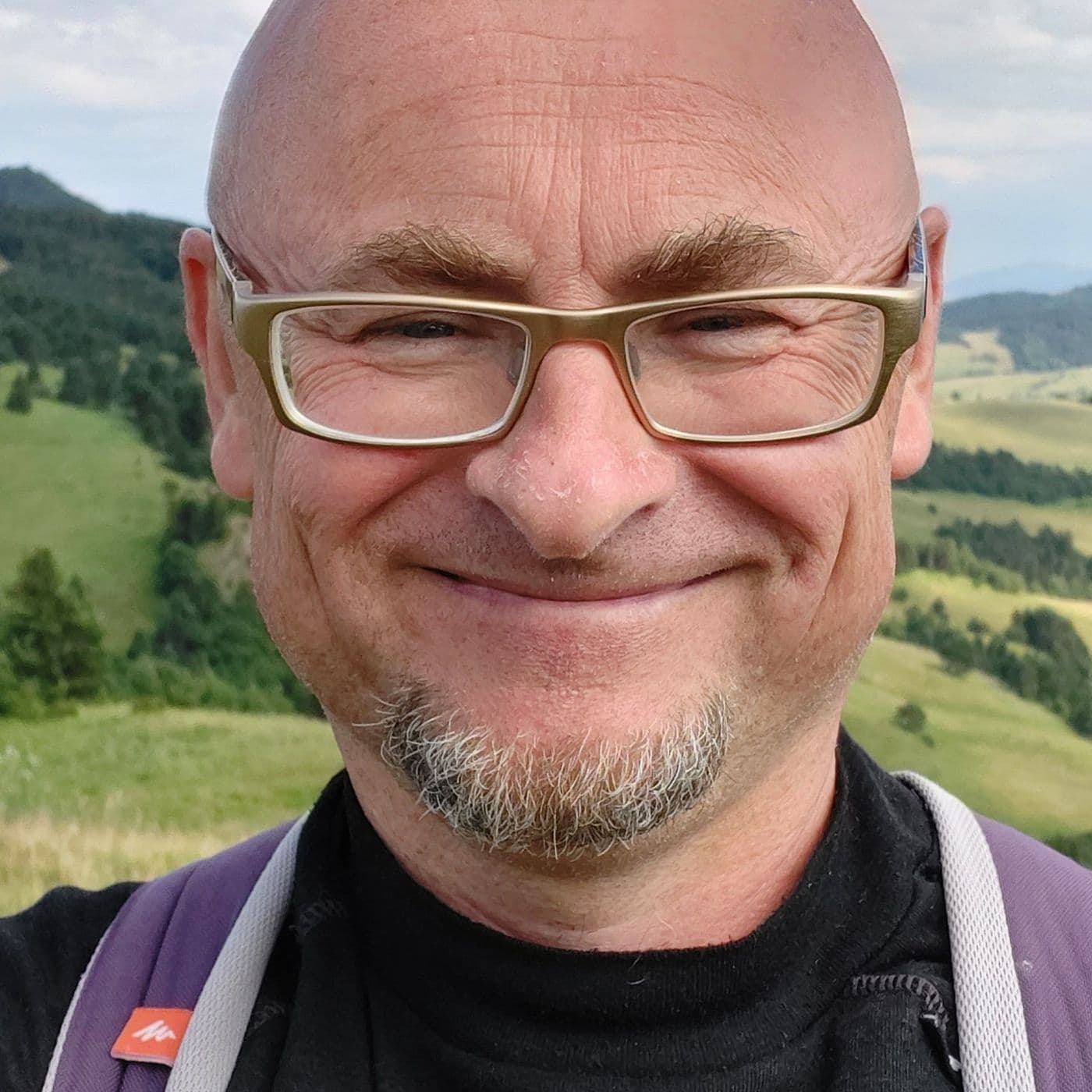 Felietony z Charakterem-Łukasz Zwoliński - Podcasts