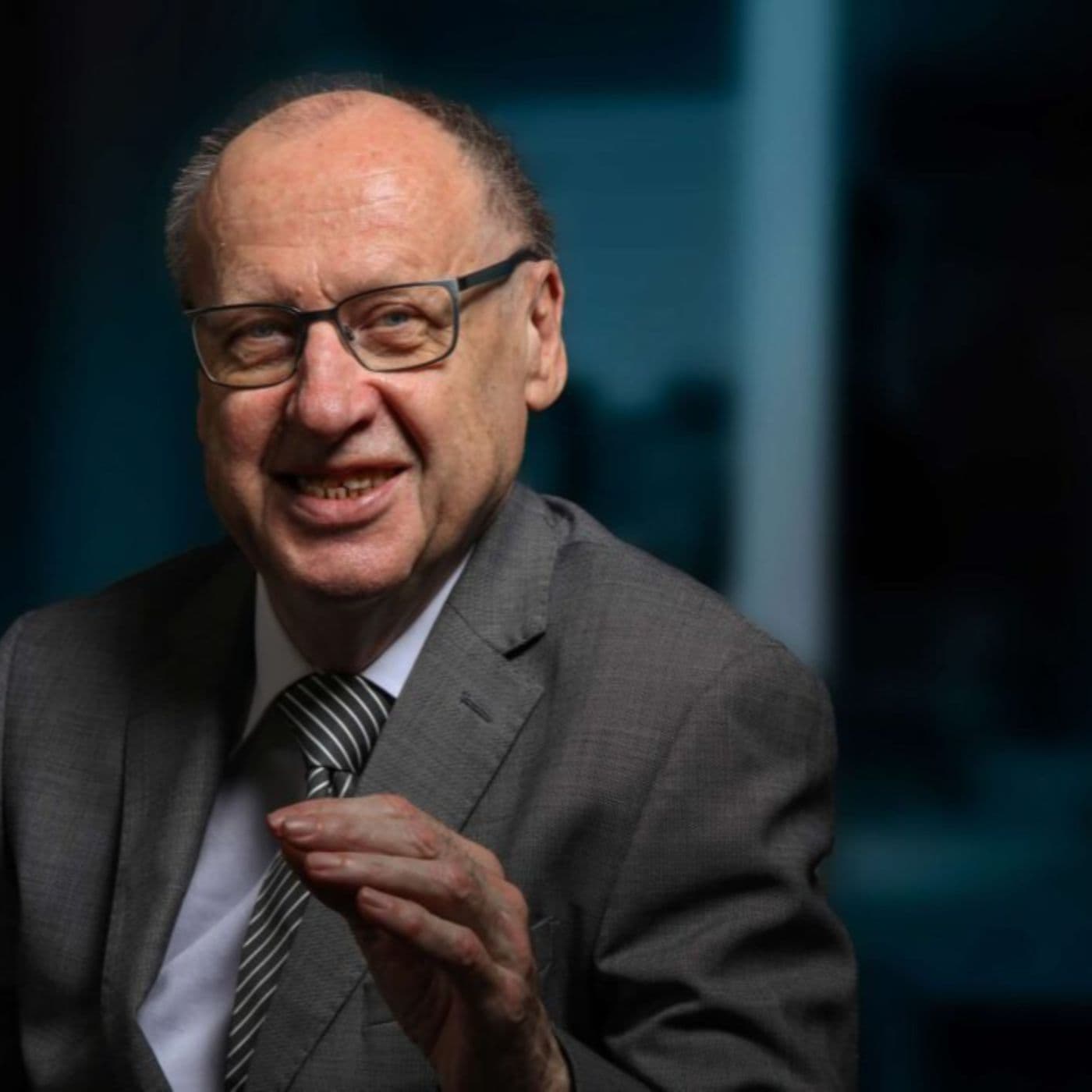 Dr. Rudolf Flösser - Podcasts