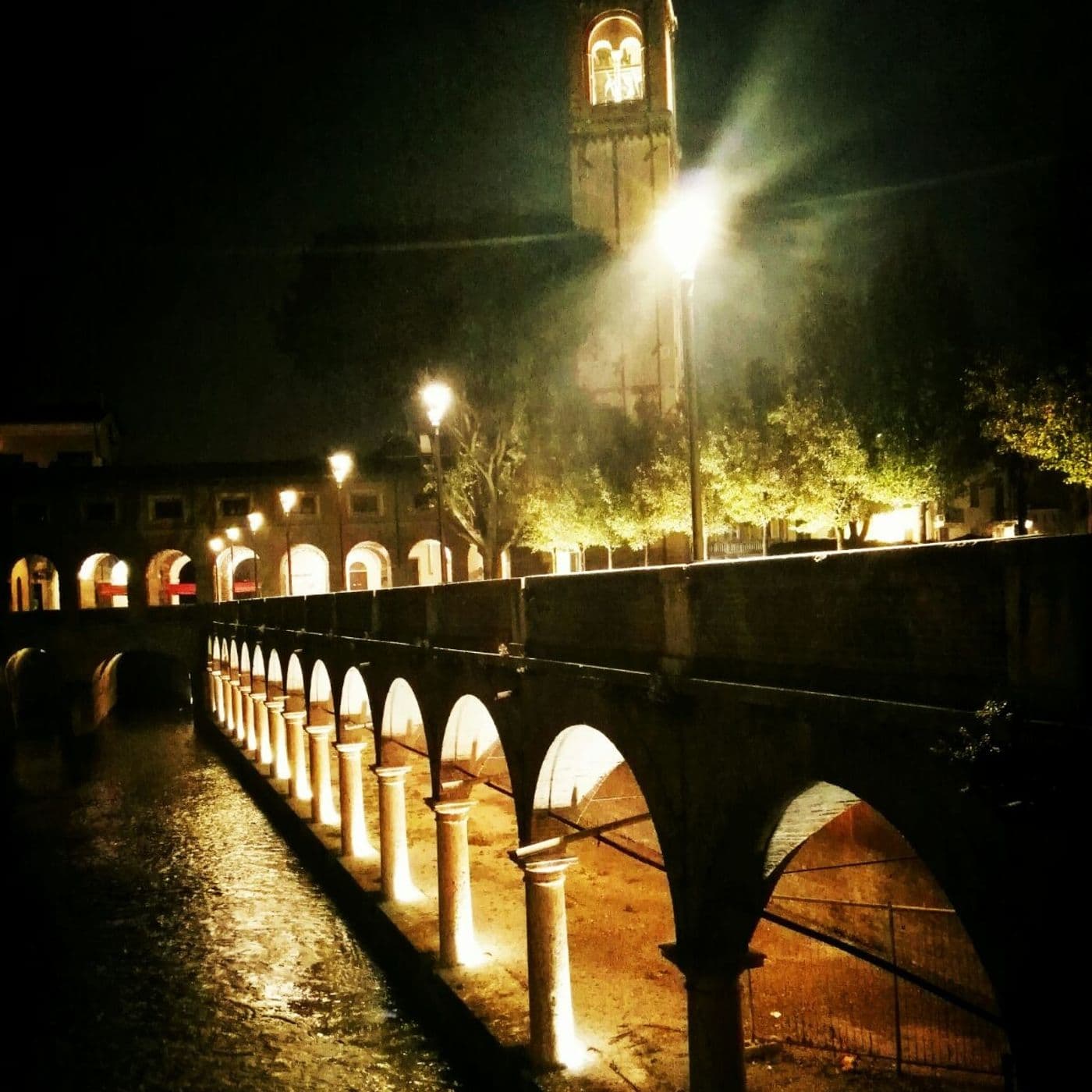 Mille anni di Storia di Rosario Villari - Audio libro come esperimento. Voce di Fausto Pierri - Podcasts