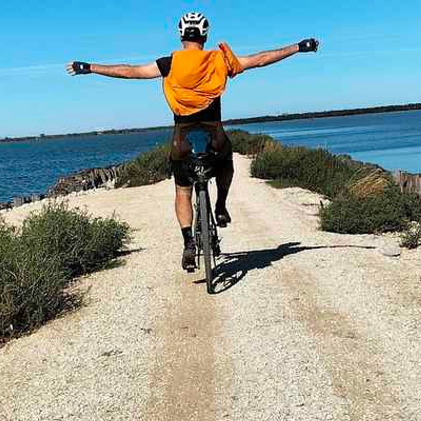 Non dura mai uguale - Cicloturismo - Podcasts