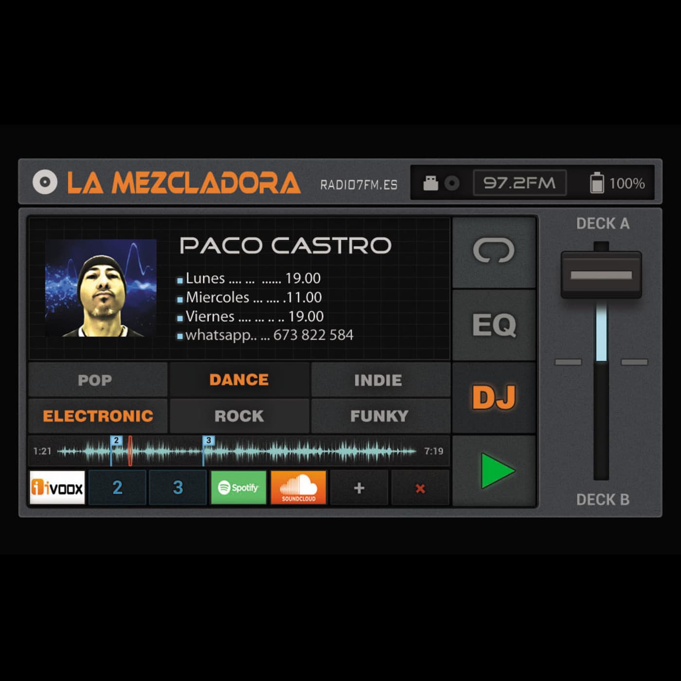LA MEZCLADORA
