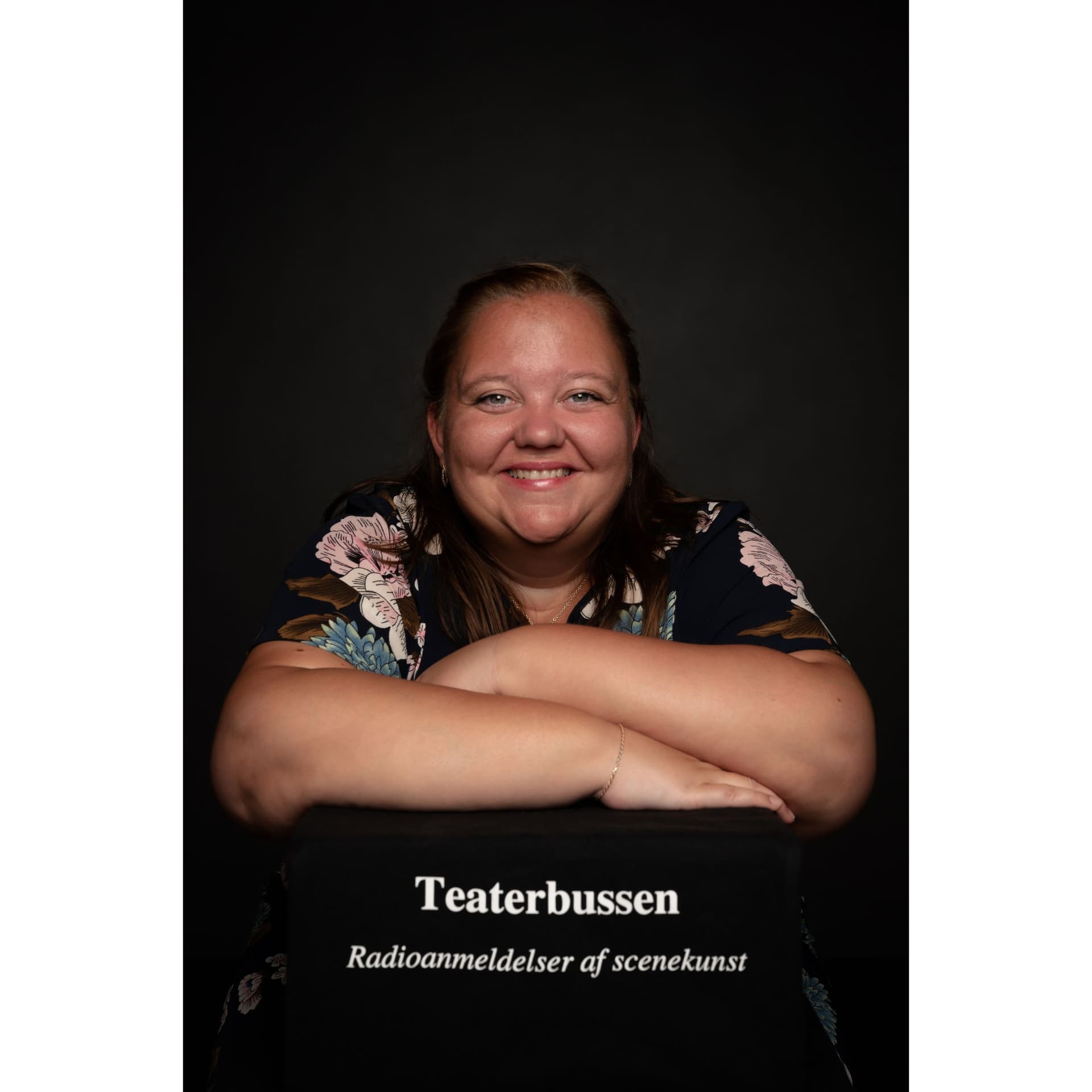 Teaterbussen - radioanmeldelser af scenekunst - Podcasts