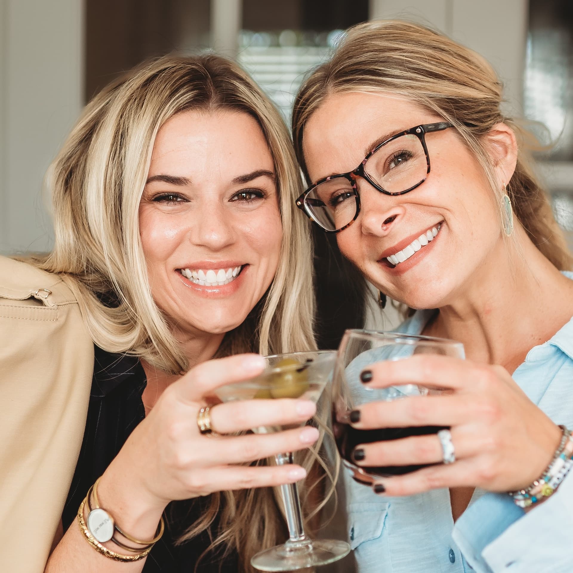2 Dumb Belles - Podcasts